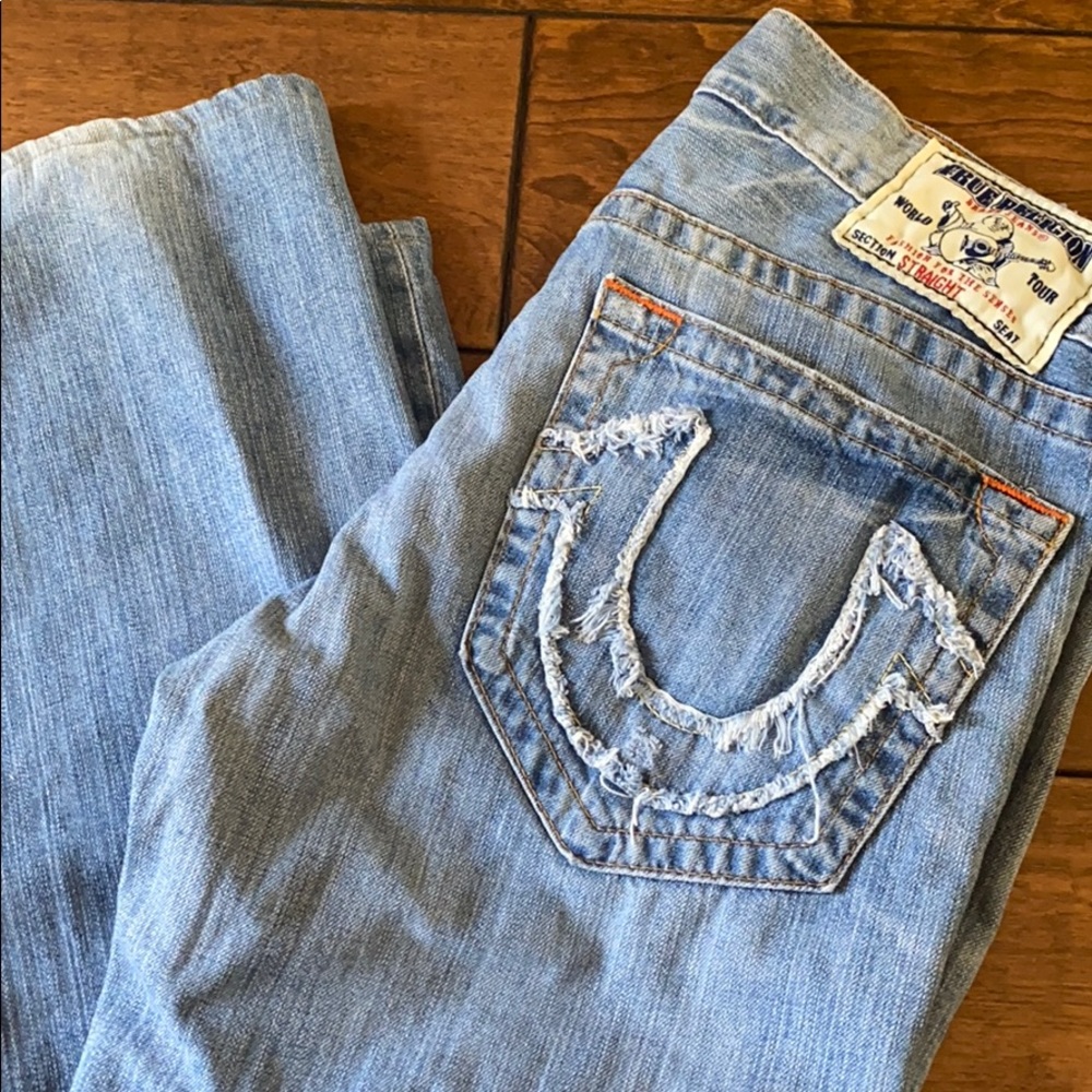 MENS TRUE RELIGION JEANS
